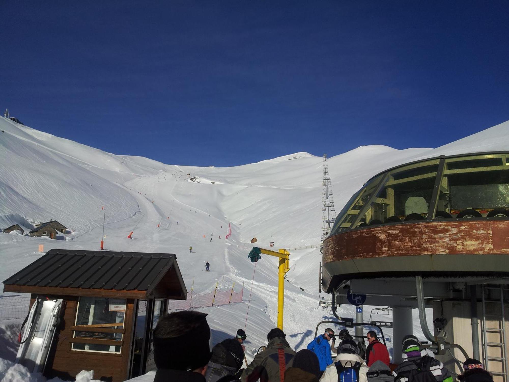 Le Pourquoi Pas Hostel Saint-Lary-Soulan Kültér fotó