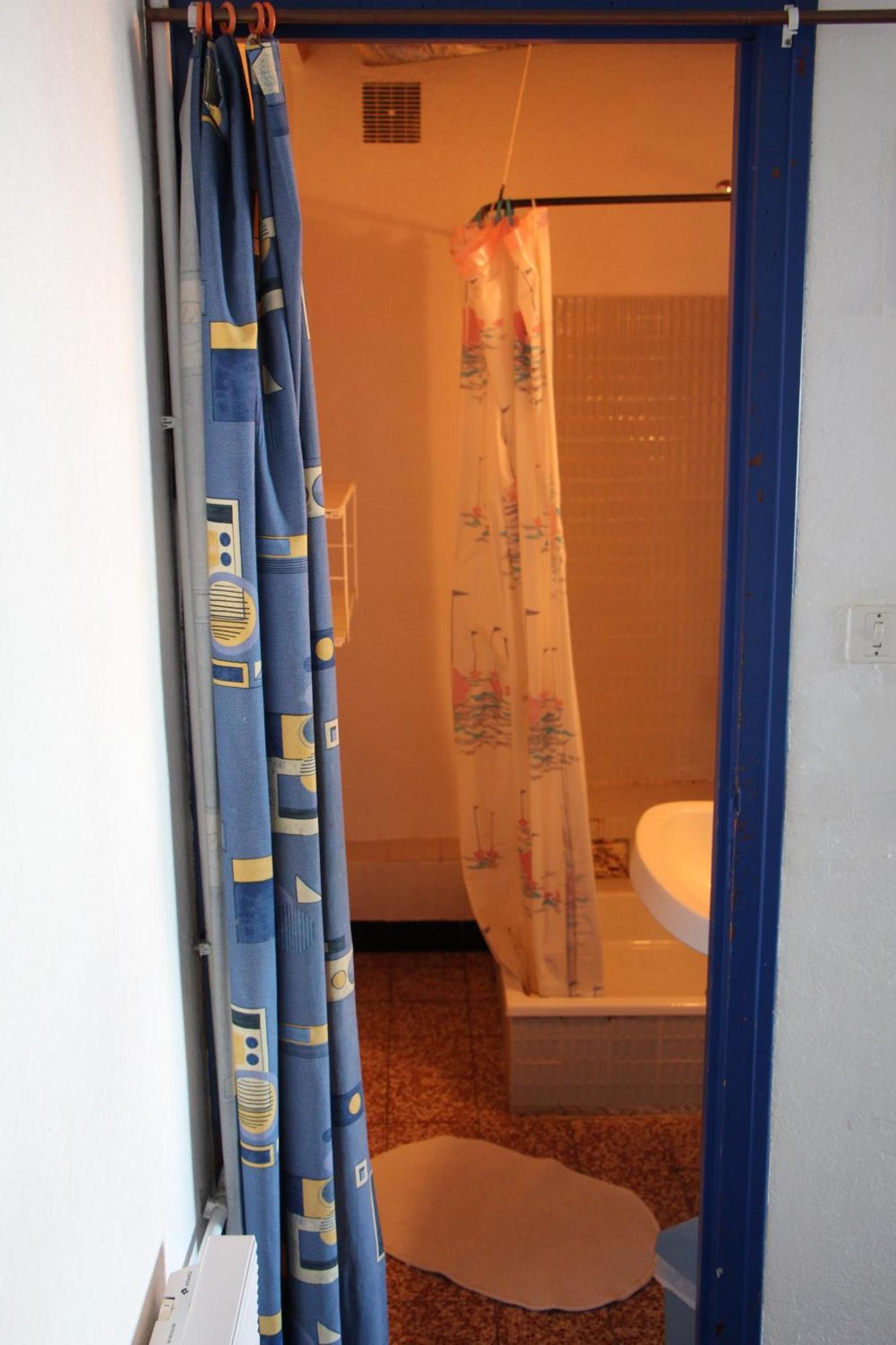 Le Pourquoi Pas Hostel Saint-Lary-Soulan Szoba fotó